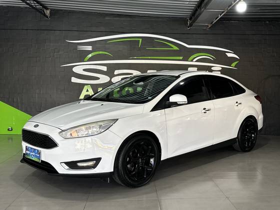 FORD FOCUS 2.0 SE PLUS FASTBACK 16V FLEX 4P POWERSHIFT